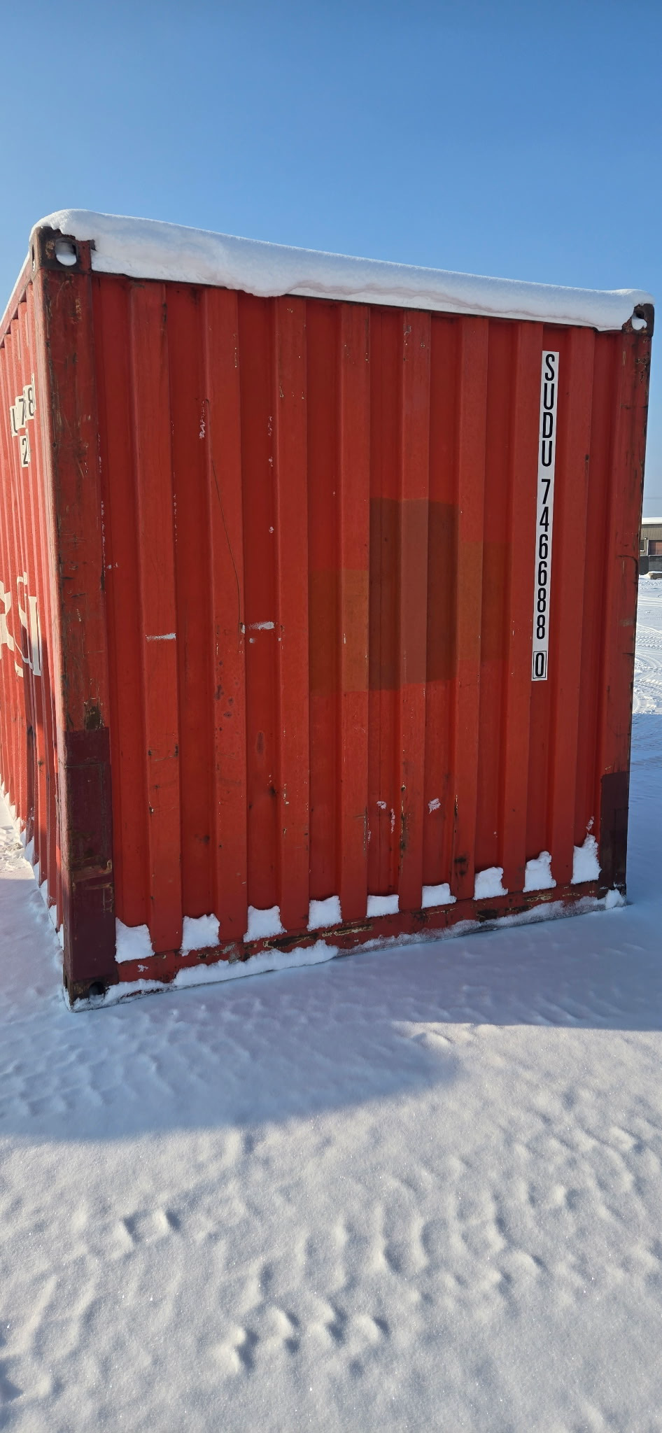 SUDU7466880 — Extérieur