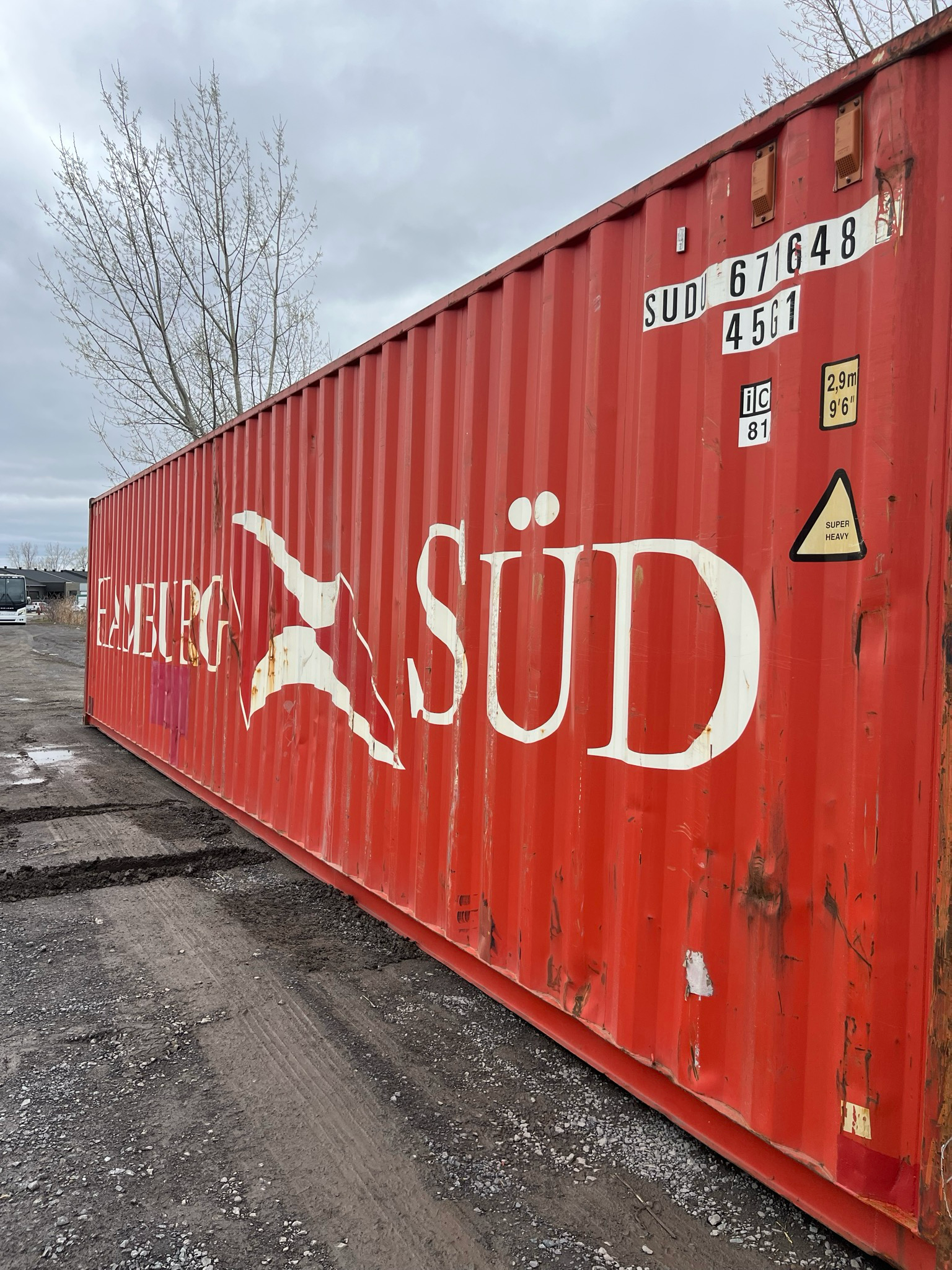 SUDU6716481 — Extérieur