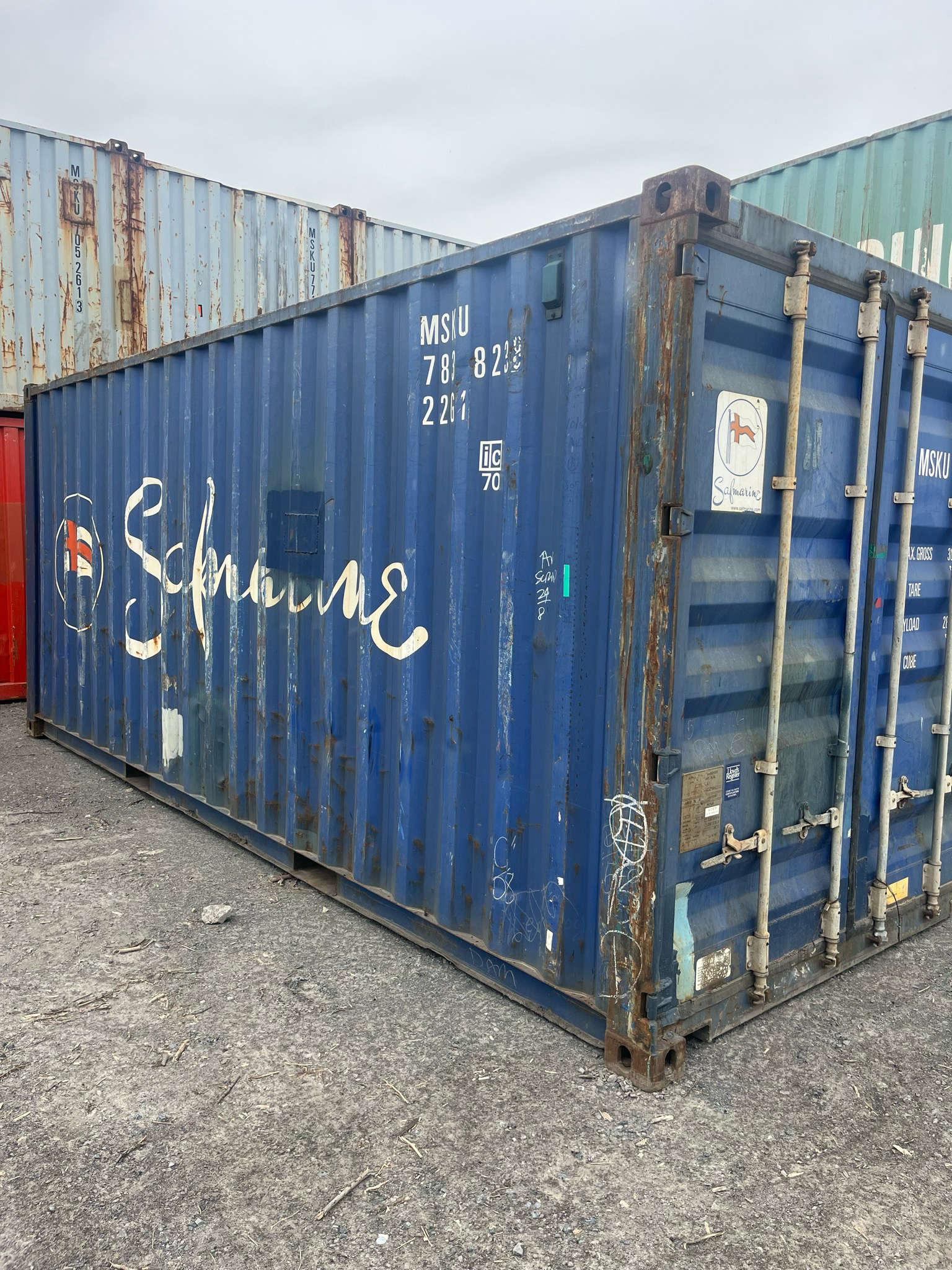 MSKU7838238 — Extérieur