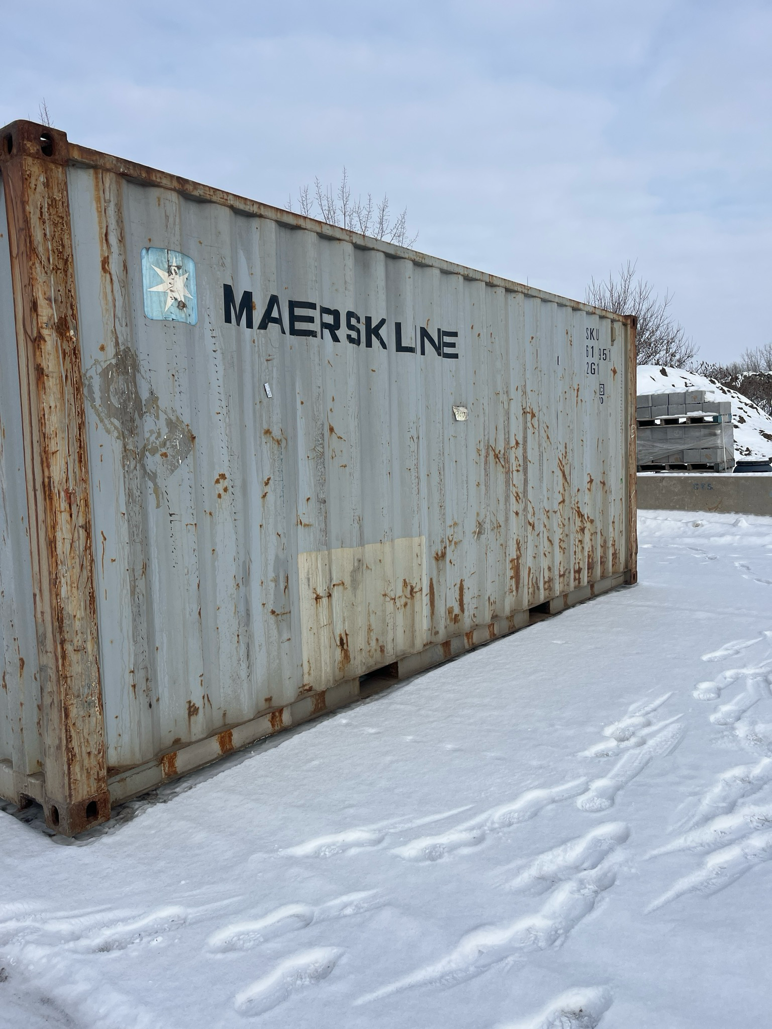 MSKU7613951 — Extérieur