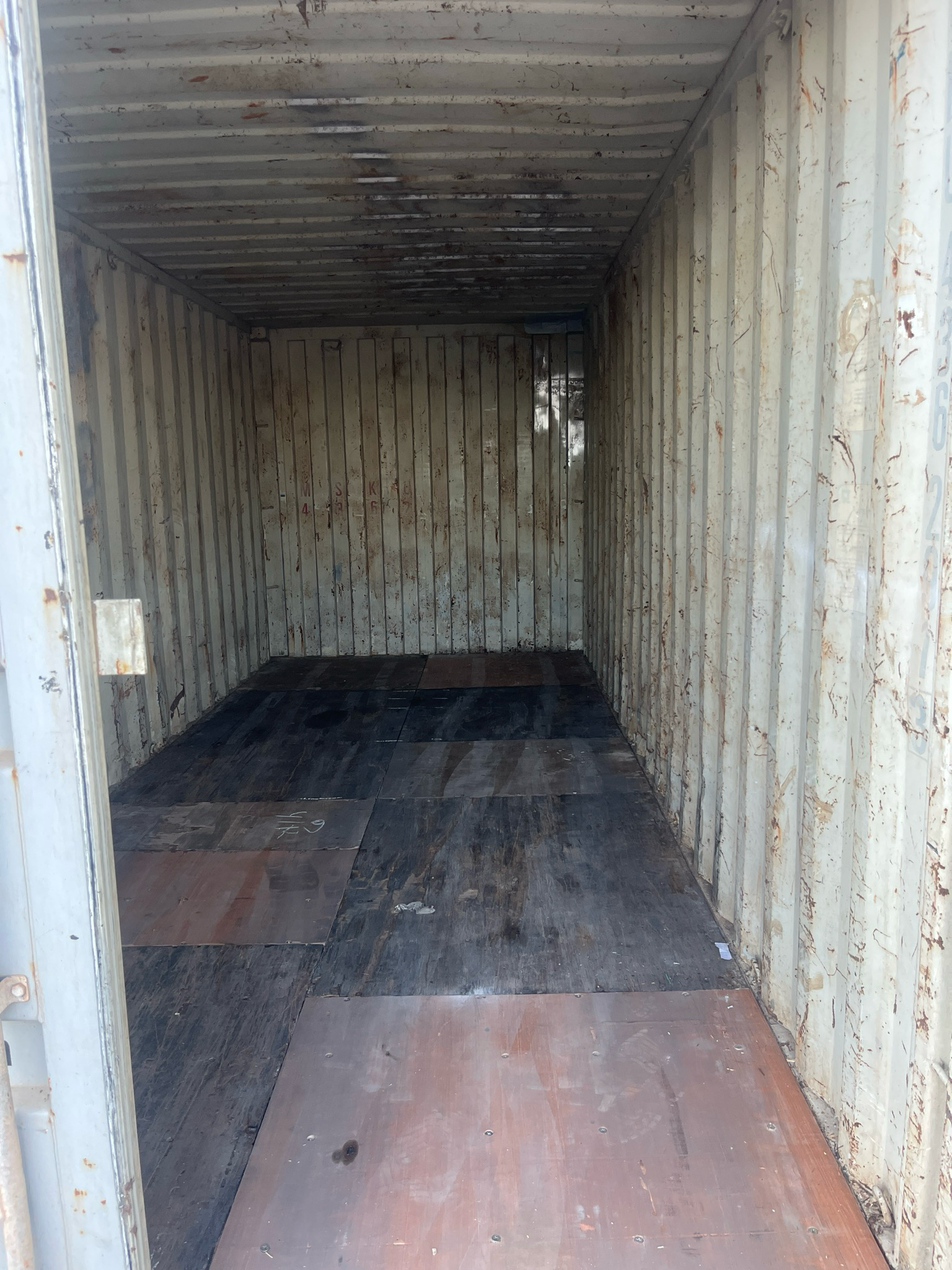 MSKU4362913 — Extérieur