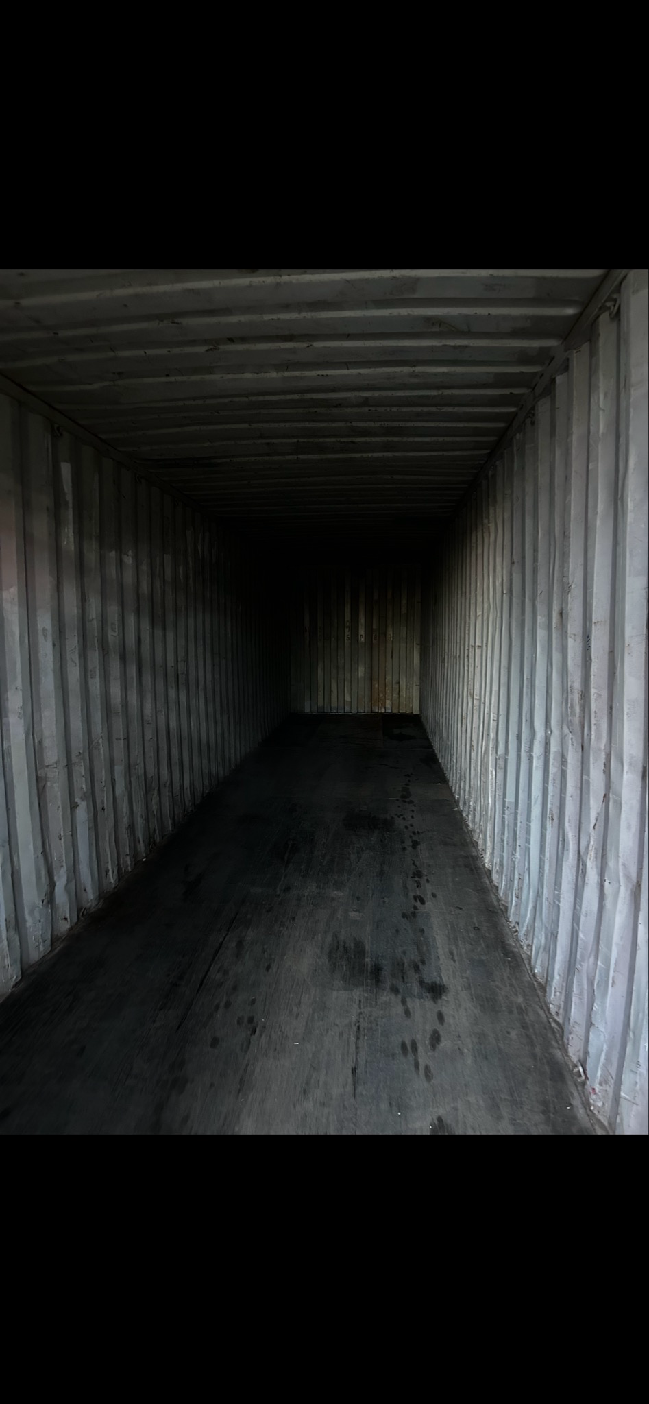 MSKU1385983 — Extérieur