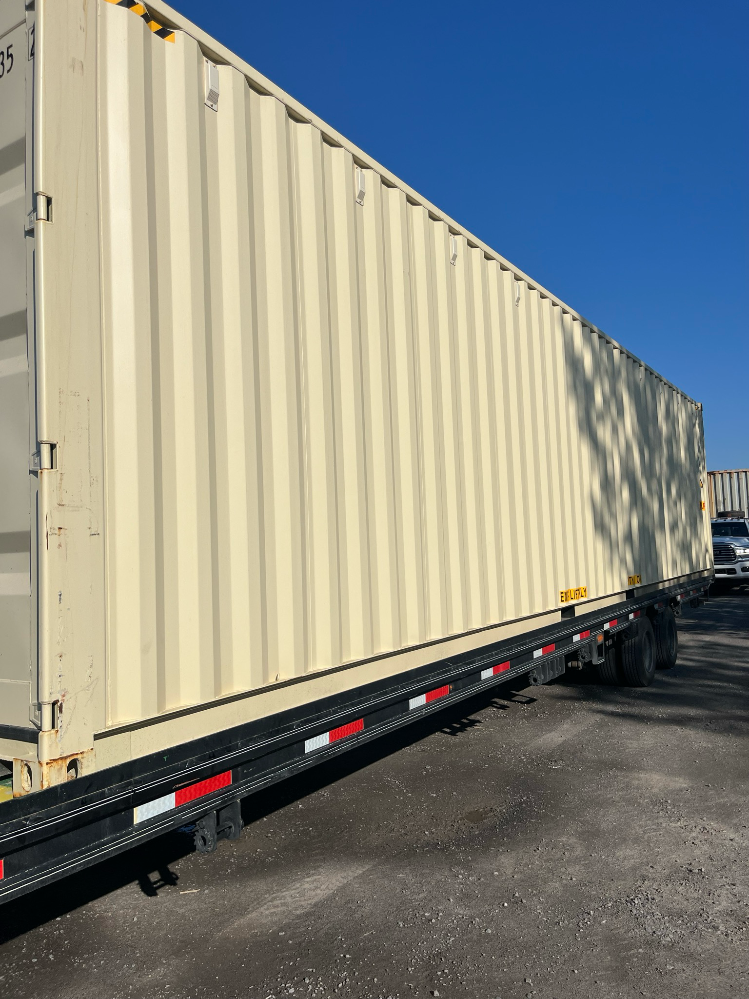 40' STD NEW DD — Extérieur